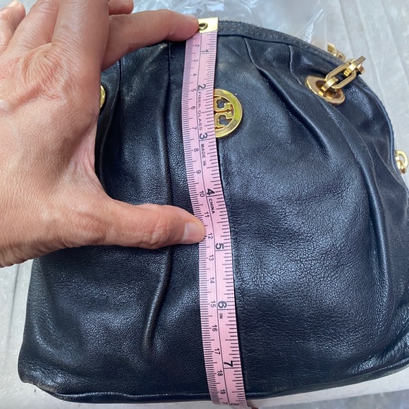 Tory Burch Navy Gold Chain Purse - Picture 10 of 11